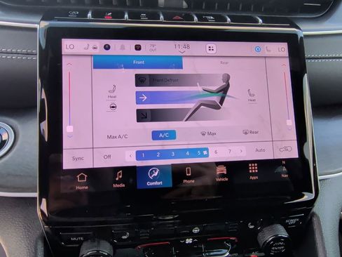 New 2025 Jeep Grand Cherokee L Limited image 28