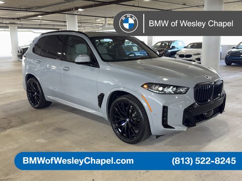 New 2026 BMW X5 xDrive40i w/ M Sport Package image 1
