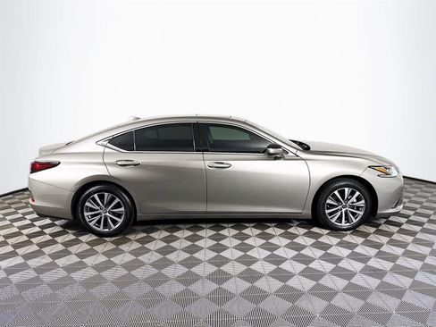 Used 2021 Lexus ES 350 w/ Premium Package image 5
