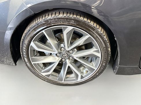 Used 2021 Toyota Corolla SE FWD image 37