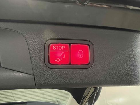 Used 2022 Mercedes-Benz GLC 300 image 76