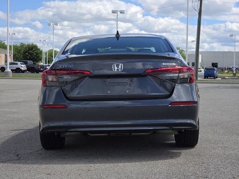 Used 2023 Honda Civic Touring image 19