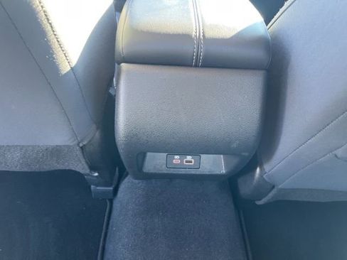Used 2025 Nissan Altima 2.5 SV FWD image 14