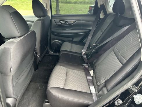 Used 2020 Nissan Rogue SV AWD/4WD image 25