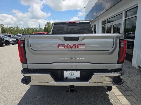 New 2026 GMC Sierra 2500 SLT w/ SLT Premium Package AWD/4WD image 7