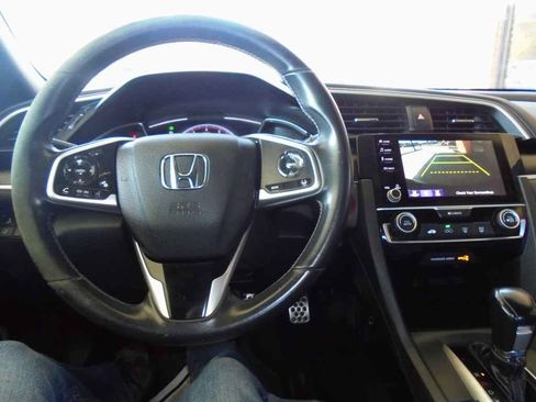 Used 2019 Honda Civic Sport image 6