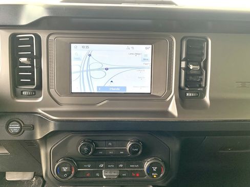 Used 2021 Ford Bronco Outer Banks image 14