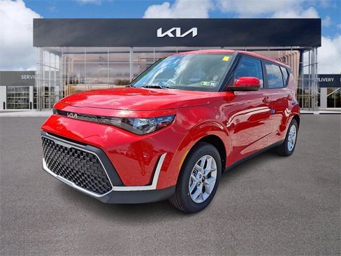 New 2025 Kia Soul LX w/ LX Technology Package image 2