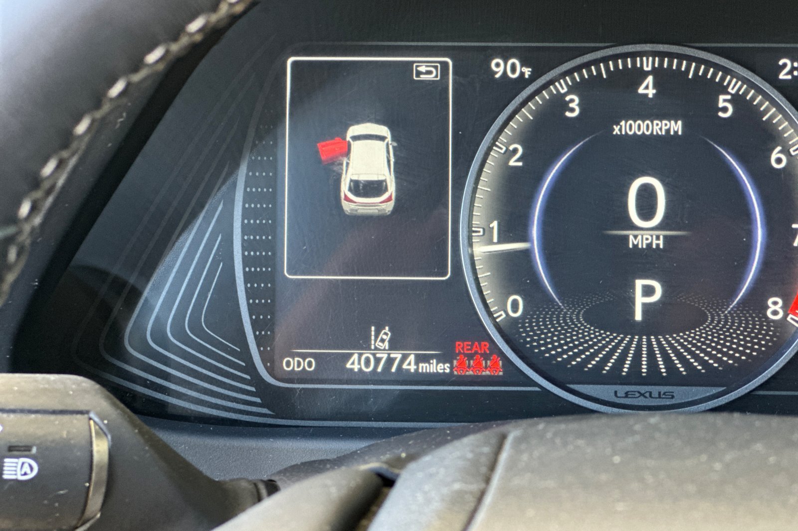 Used 2019 Lexus UX 200 w/ Premium Package FWD image 30