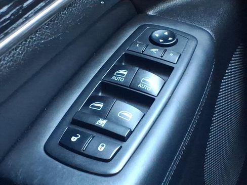 Used 2019 Jeep Grand Cherokee High Altitude image 14