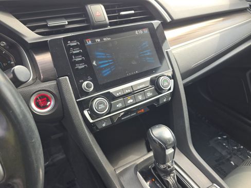 Used 2021 Honda Civic EX image 13