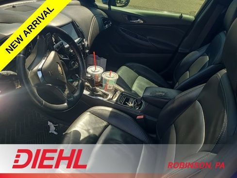 Used 2017 Chevrolet Cruze Premier FWD image 11