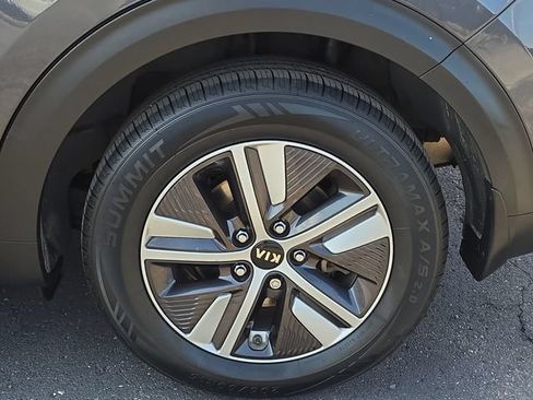 Used 2020 Kia Niro EX FWD image 37