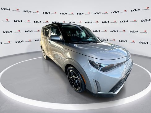 Certified 2023 Kia Soul EX image 2