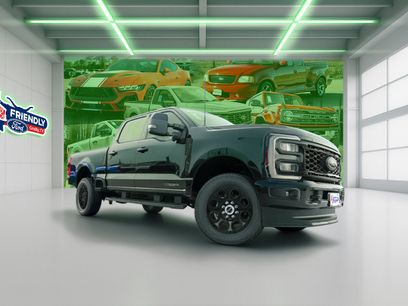 New 2026 Ford F250 Lariat w/ Black Appearance Package