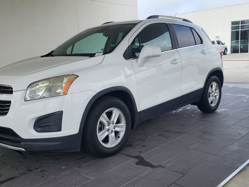 Used 2016 Chevrolet Trax LT image 1