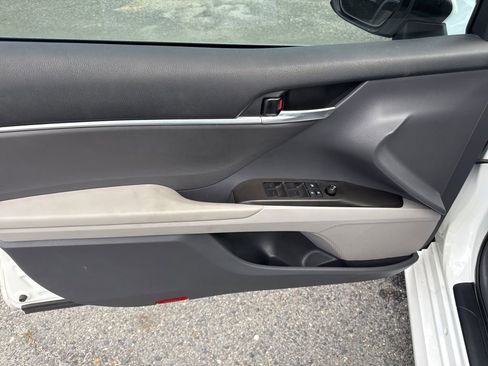 Used 2023 Toyota Camry LE image 13