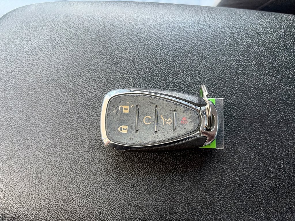 Used 2023 Chevrolet Equinox LT FWD image 36