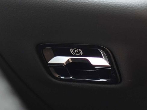 Certified 2026 Mercedes-Benz E 350 4MATIC Sedan image 33