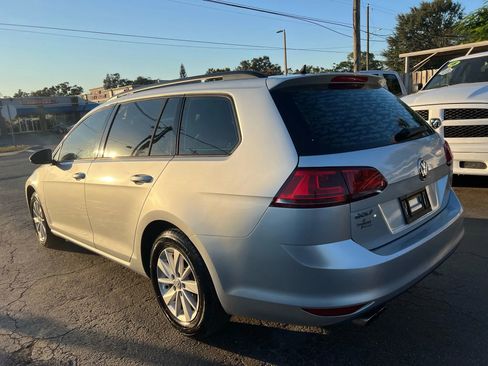 Used 2017 Volkswagen Golf S FWD image 7