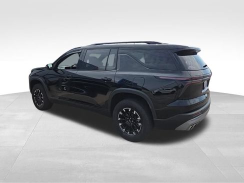 Used 2024 Chevrolet Traverse Z71 w/ LPO, Floor Liner Package AWD/4WD image 4