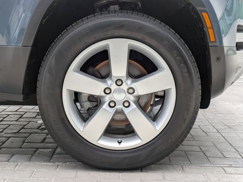 Used 2025 Land Rover Defender 110 S image 12