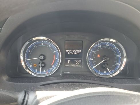 Used 2018 Toyota Corolla LE FWD image 14