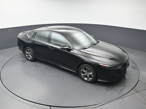 Used 2023 Honda Accord EX-L image 41