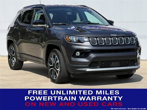 Used 2022 Jeep Compass Limited image 1