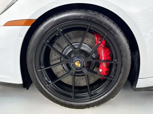 Certified 2025 Porsche 911 Carrera 4 GTS AWD/4WD image 27