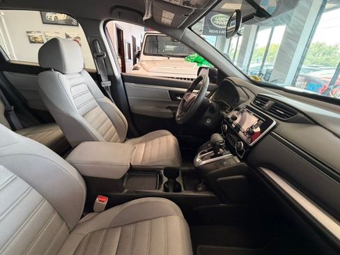 Used 2017 Honda CR-V LX image 36