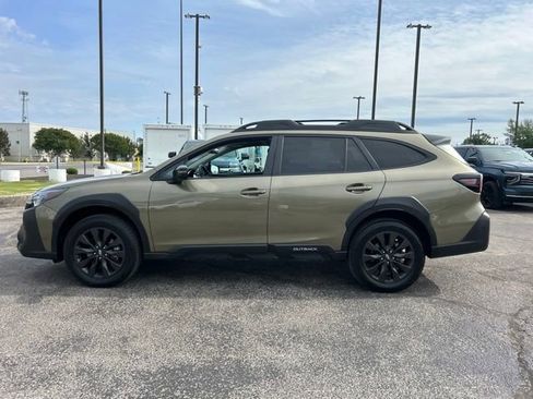 Used 2025 Subaru Outback Onyx Edition AWD/4WD image 6