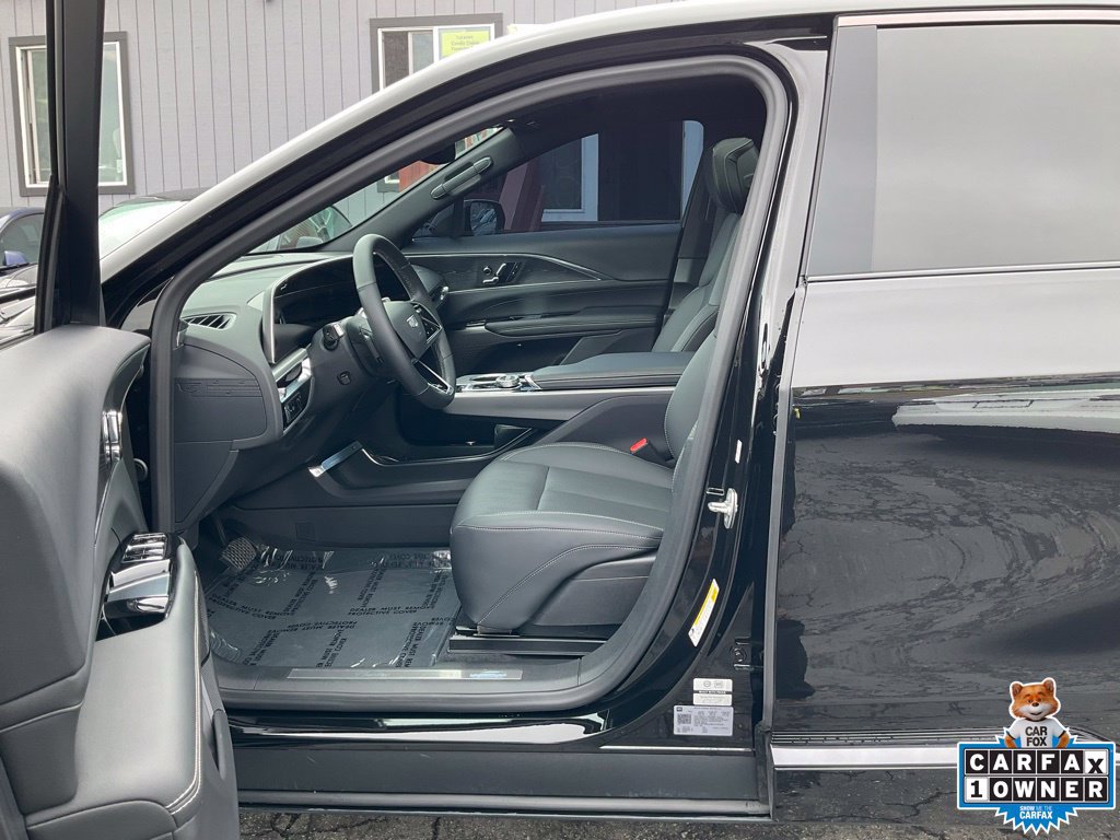 Used 2024 Cadillac Lyriq Sport RWD image 14