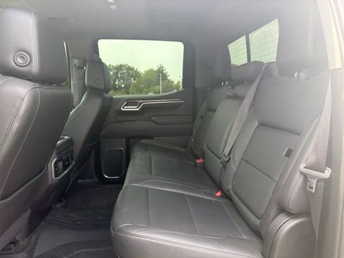 Used 2022 Chevrolet Silverado 1500 LTZ w/ LTZ Premium Package AWD/4WD image 18