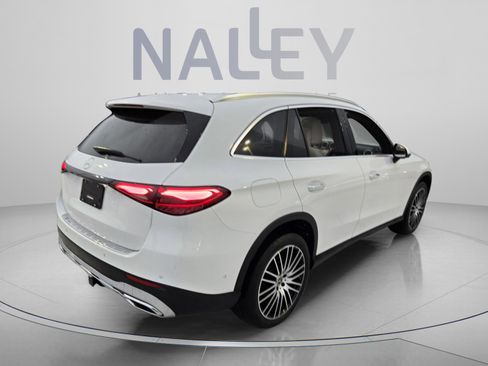Used 2024 Mercedes-Benz GLC 300 image 5