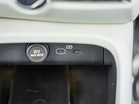 Used 2026 Volvo XC40 B5 Ultra w/ Protection Package Premier AWD/4WD image 25