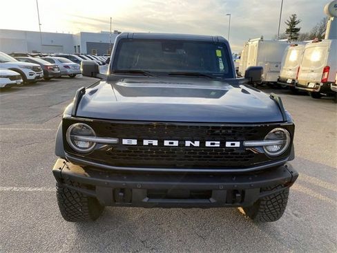 Used 2024 Ford Bronco Wildtrak image 11