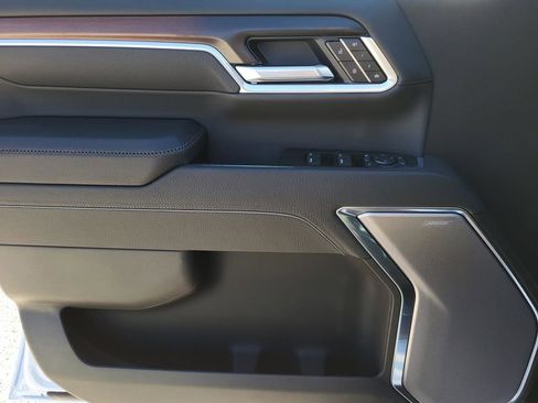 New 2026 GMC Sierra 2500 Denali w/ Denali Reserve Package image 6