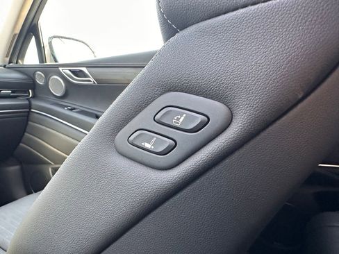 Used 2024 Genesis GV80 3.5T w/ Advanced Package image 34