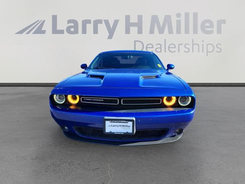 Used 2018 Dodge Challenger GT w/ Driver Convenience Group image 8