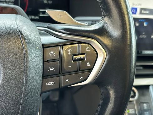 Used 2024 Lexus GX 550 w/ Accessory Package (2T) image 18