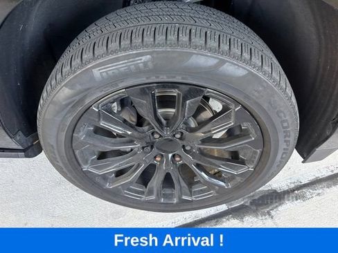 Used 2021 GMC Yukon Denali w/ Denali Premium Package RWD image 23