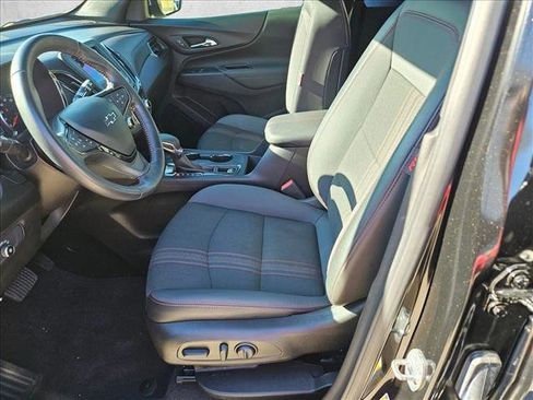 Used 2022 Chevrolet Equinox RS image 14