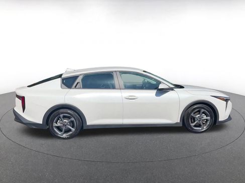 Used 2025 Kia K4 FWD image 16