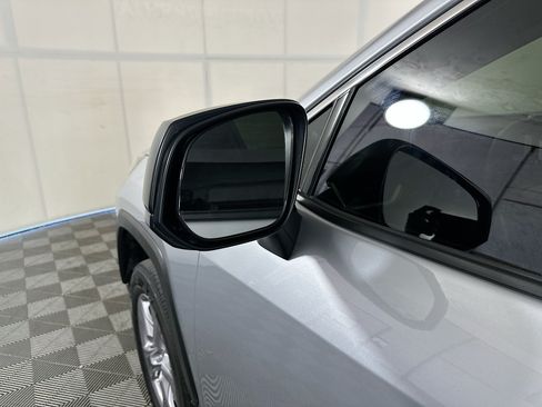 Used 2025 Toyota RAV4 LE AWD/4WD image 10