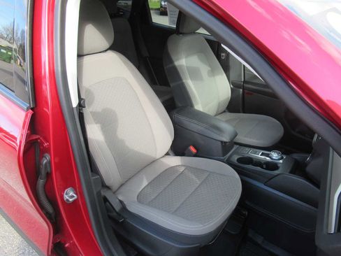 Used 2022 Ford Escape SE w/ SE Sport Appearance Package AWD/4WD image 22