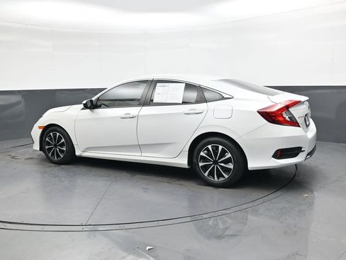 Used 2020 Honda Civic LX image 7
