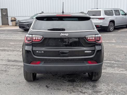 Used 2021 Jeep Compass Latitude w/ Driver Assistance Group image 4