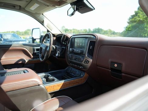 Used 2017 Chevrolet Silverado 3500 High Country w/ Duramax Plus Package image 51