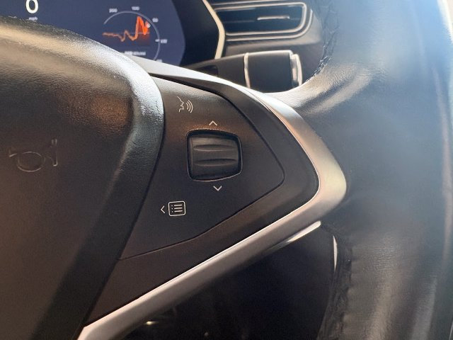Used 2016 Tesla Model S RWD image 18